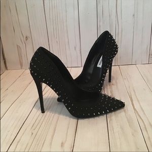 Steve Madden pumps